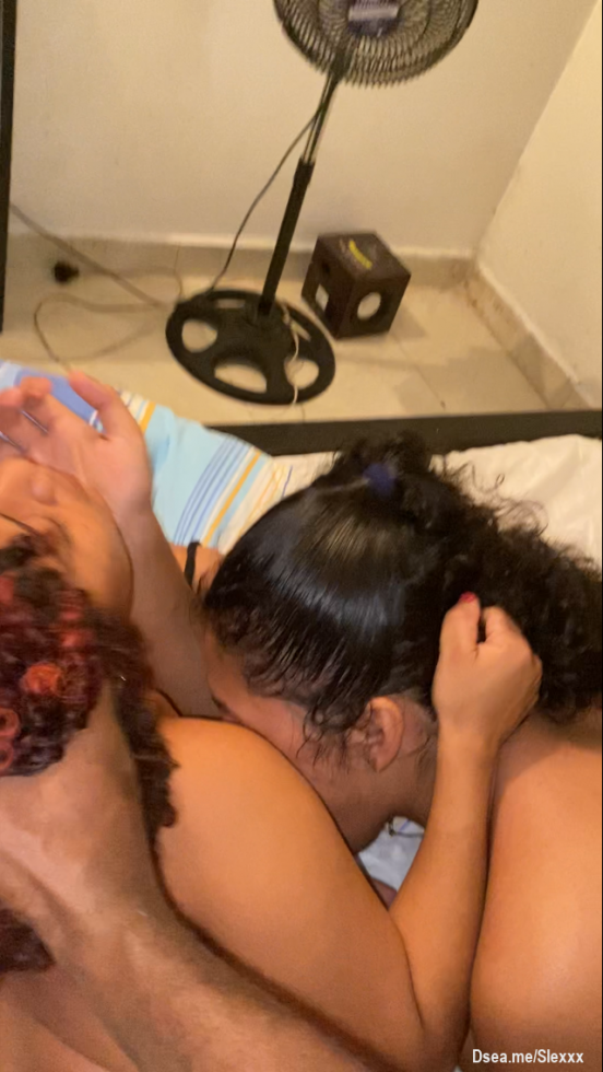 Suscríbete y disfruta de mi contenido diario, latinas muy caliente  🔥💦

Subscribe and enjoy my daily content, very hot Latinas 😮‍💨