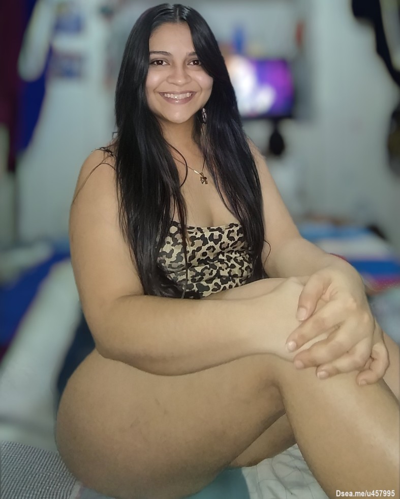 Por acá te comparto la foto de esta venezolana🇻🇪 que esperas para suscribírte y conocerla más a fondo 💦😈